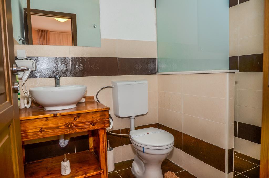 Apartments Paradise Улцинь Екстер'єр фото