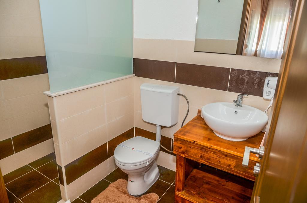 Apartments Paradise Улцинь Екстер'єр фото