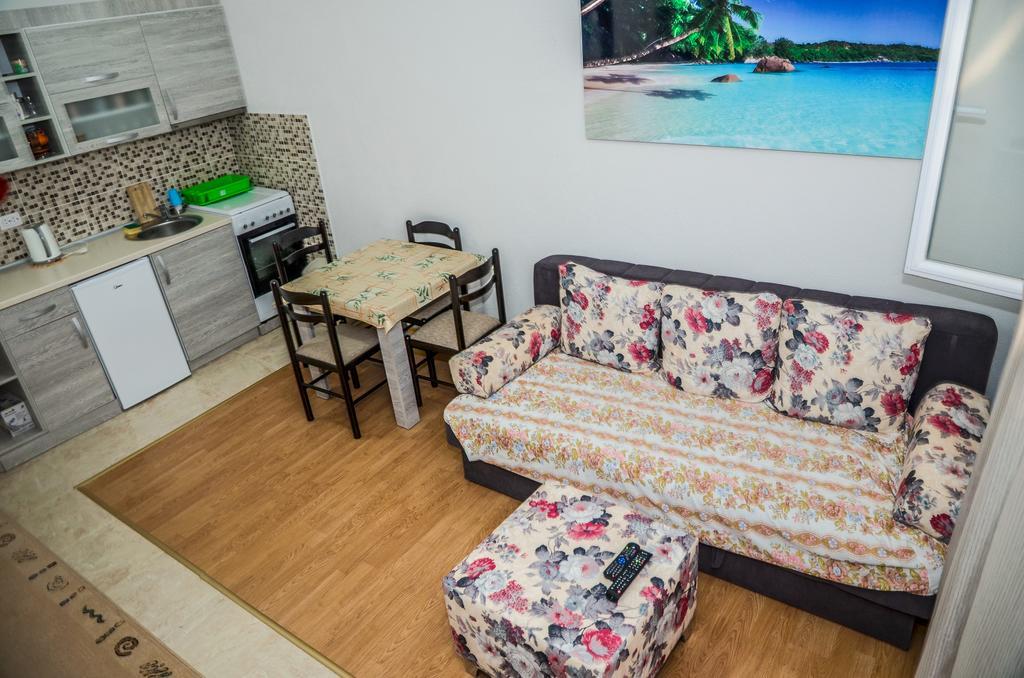 Apartments Paradise Улцинь Екстер'єр фото