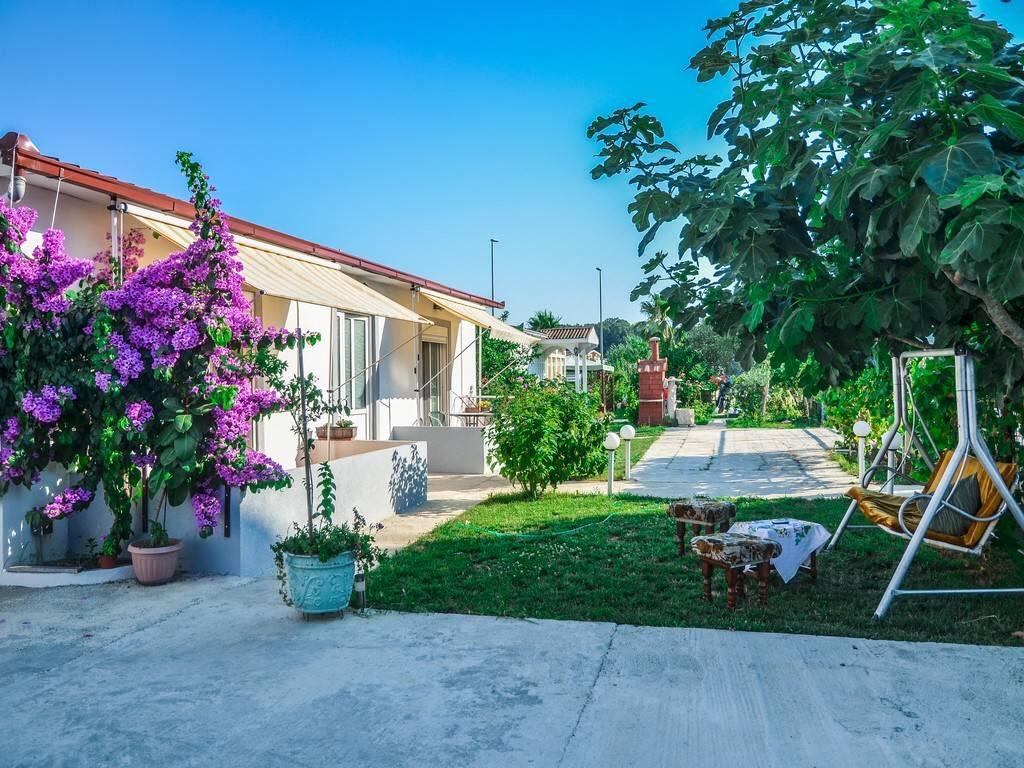 Apartments Paradise Улцинь Екстер'єр фото