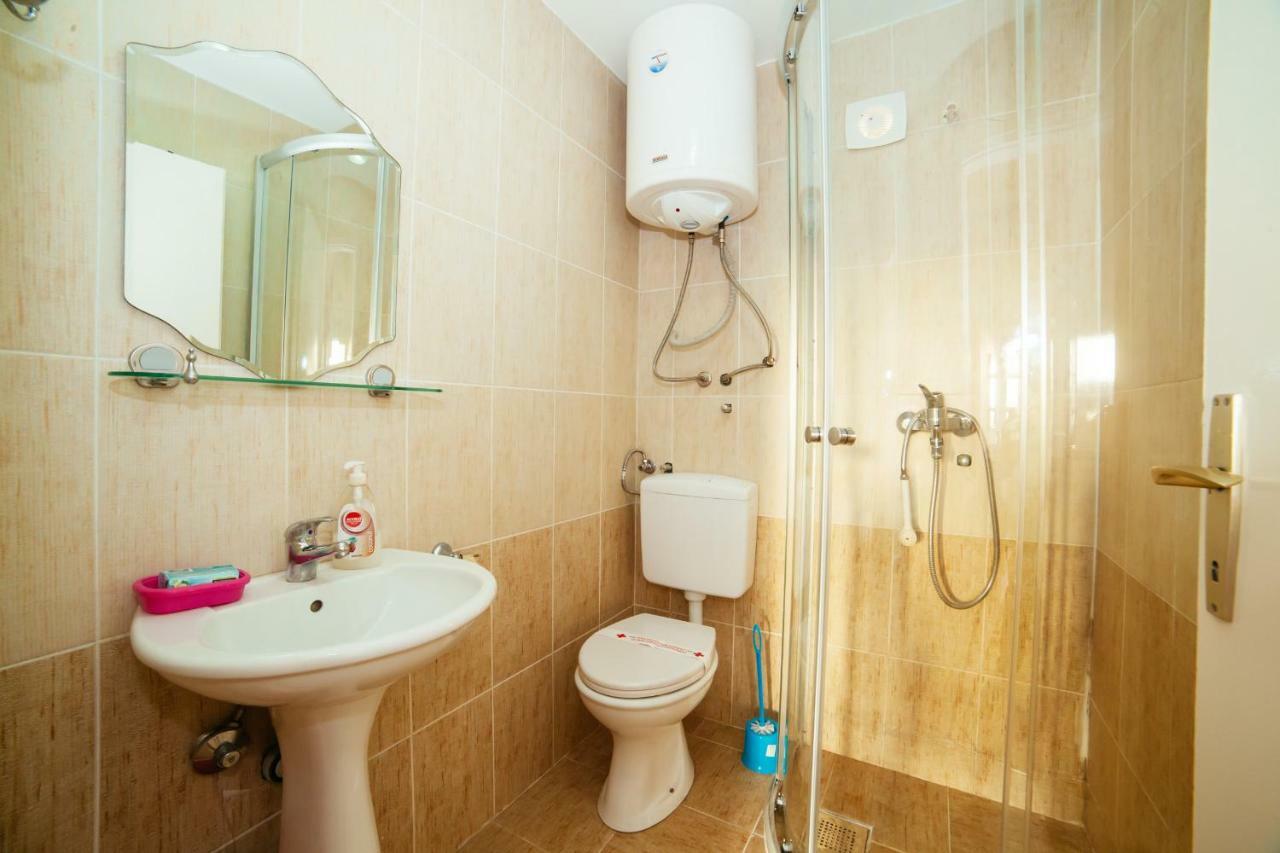 Apartments Paradise Улцинь Екстер'єр фото
