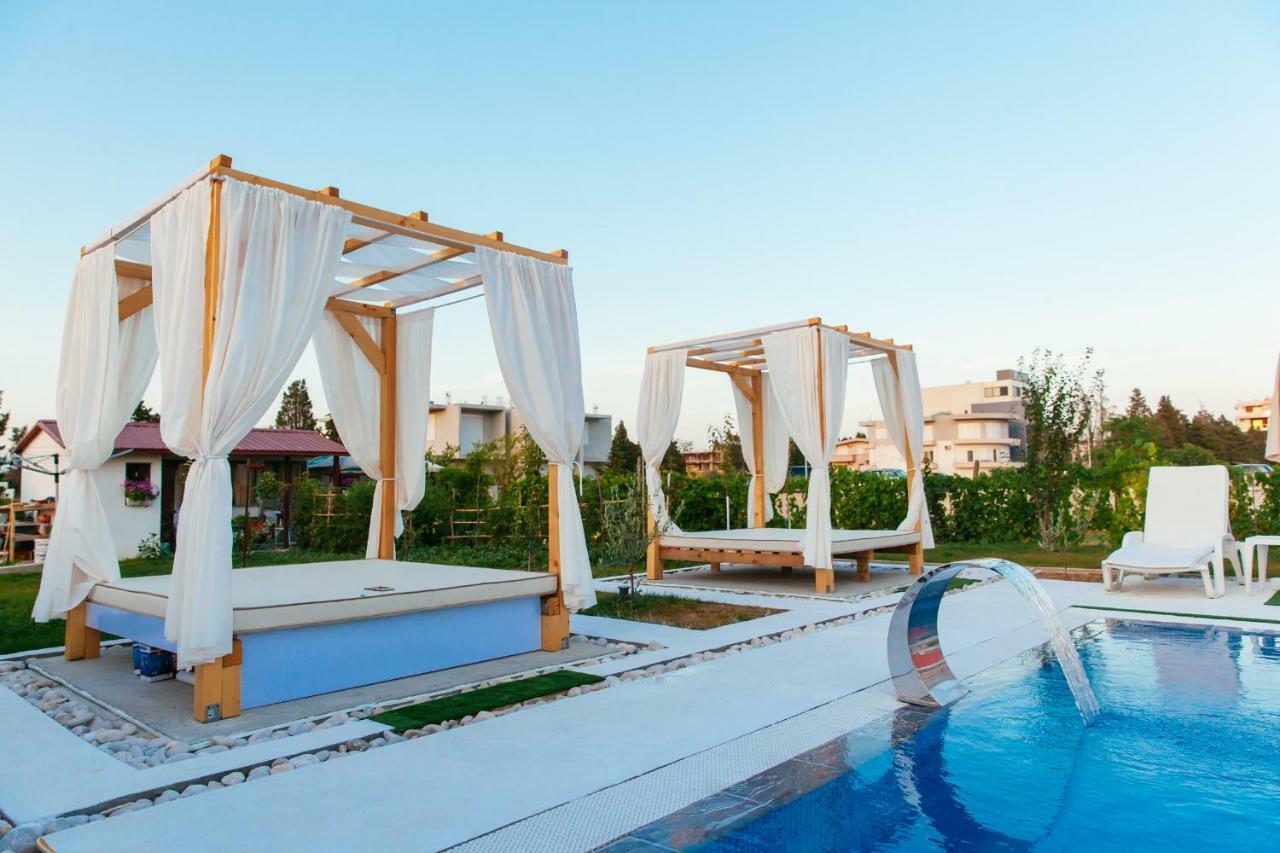 Apartments Paradise Улцинь Екстер'єр фото