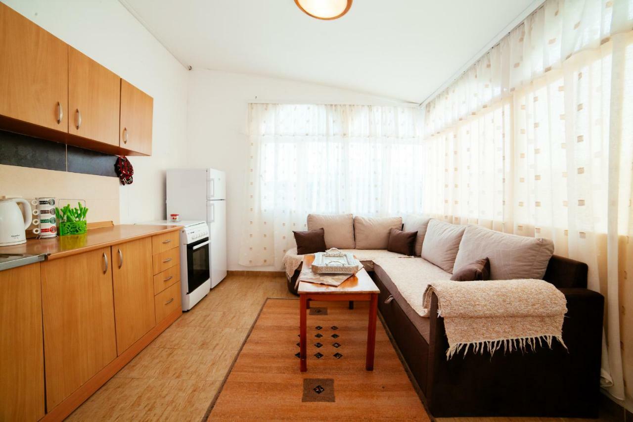 Apartments Paradise Улцинь Екстер'єр фото