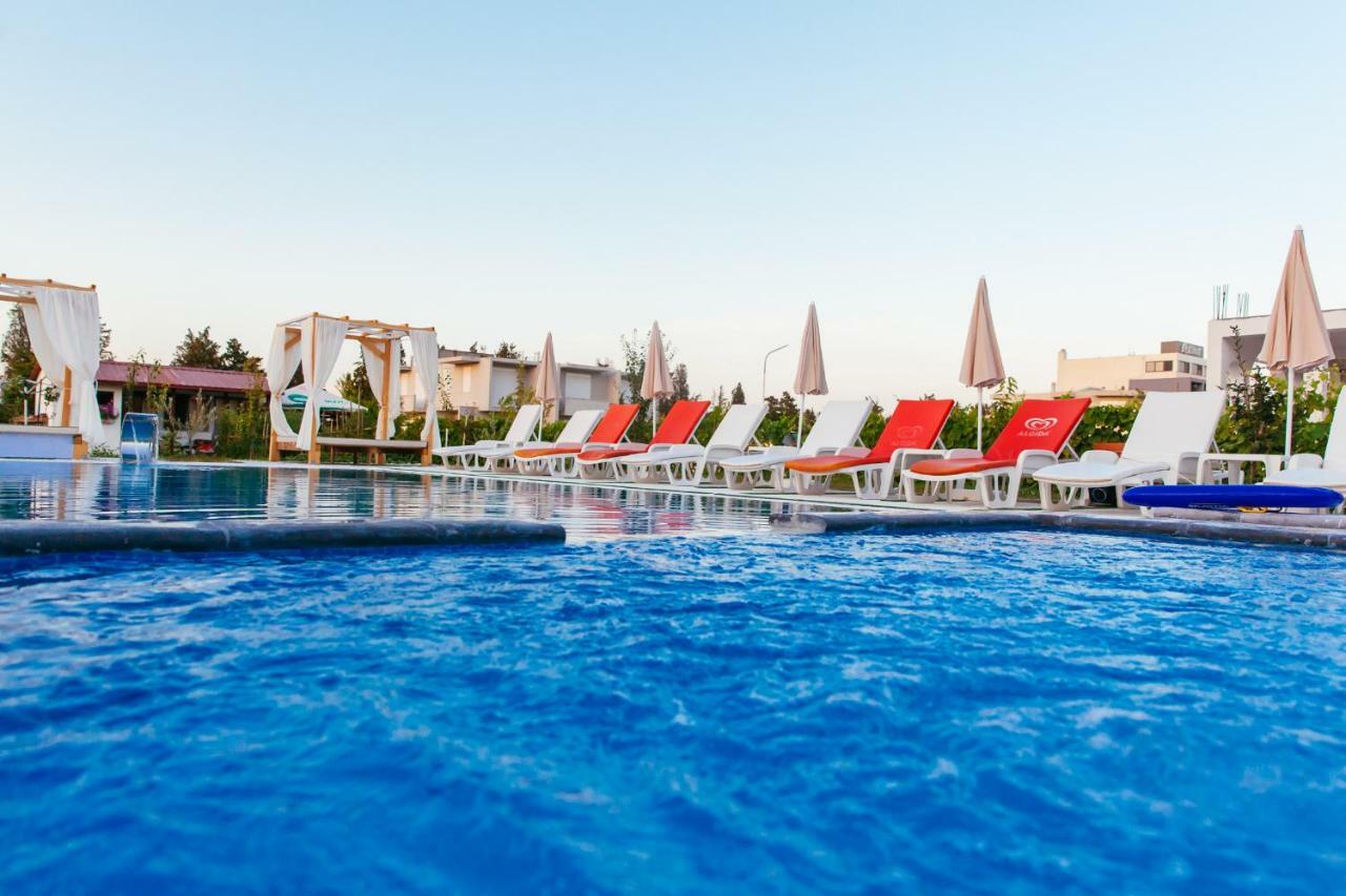 Apartments Paradise Улцинь Екстер'єр фото